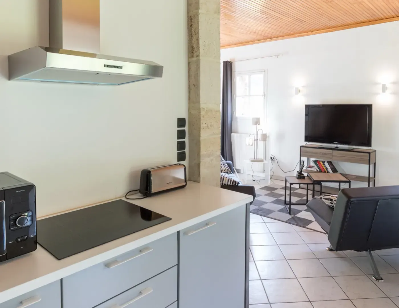 Une chambre du gîte, sous charpente
